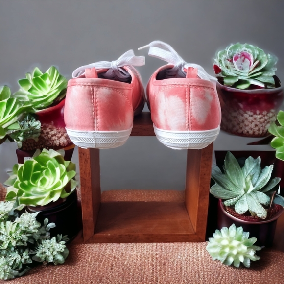 🌟FREE ADD-ON 🌟My Style Tie Dye Ladies Runners New Without Tags - Picture 5 of 9